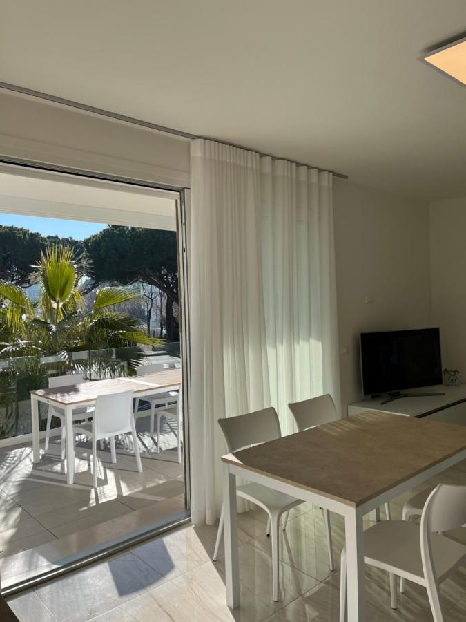 Agua Apartment With Beach Included リド・ディ・イエゾロ エクステリア 写真